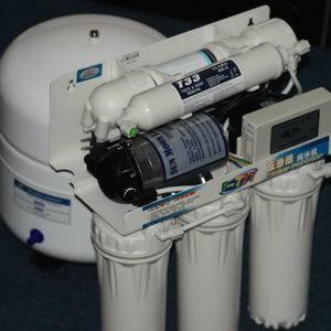 反渗透净水器安装视频,轻松掌握家庭净水新技能